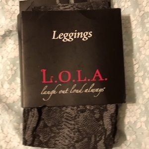 COPY - Snakeskin leggings